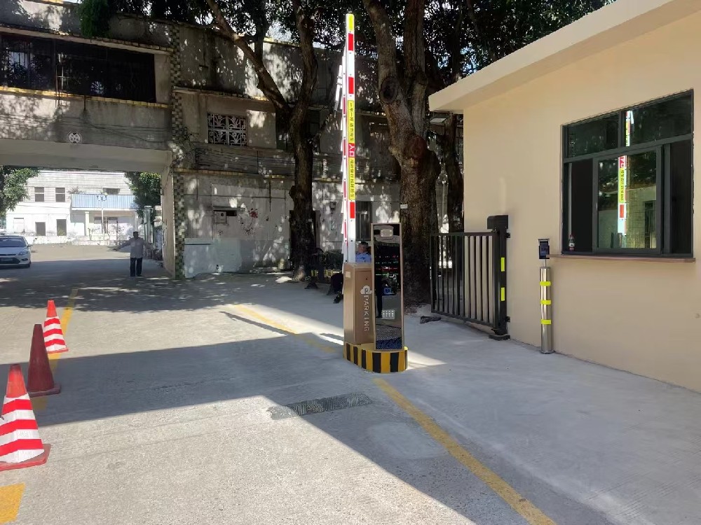 自家车位装上这个车位神器，再也没有车辆霸占你的车位了！